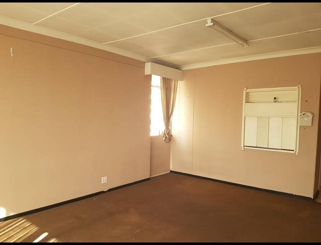 1 BEDROOM FLAT SOLD IN ARCADIA